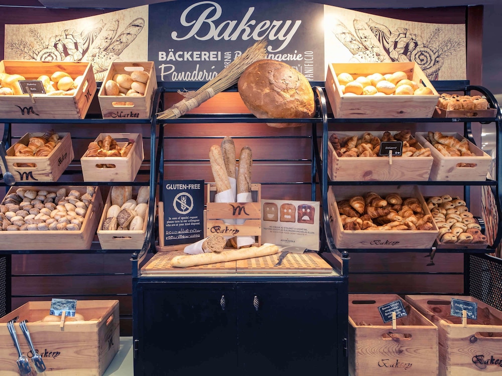 מזון ומשקאות