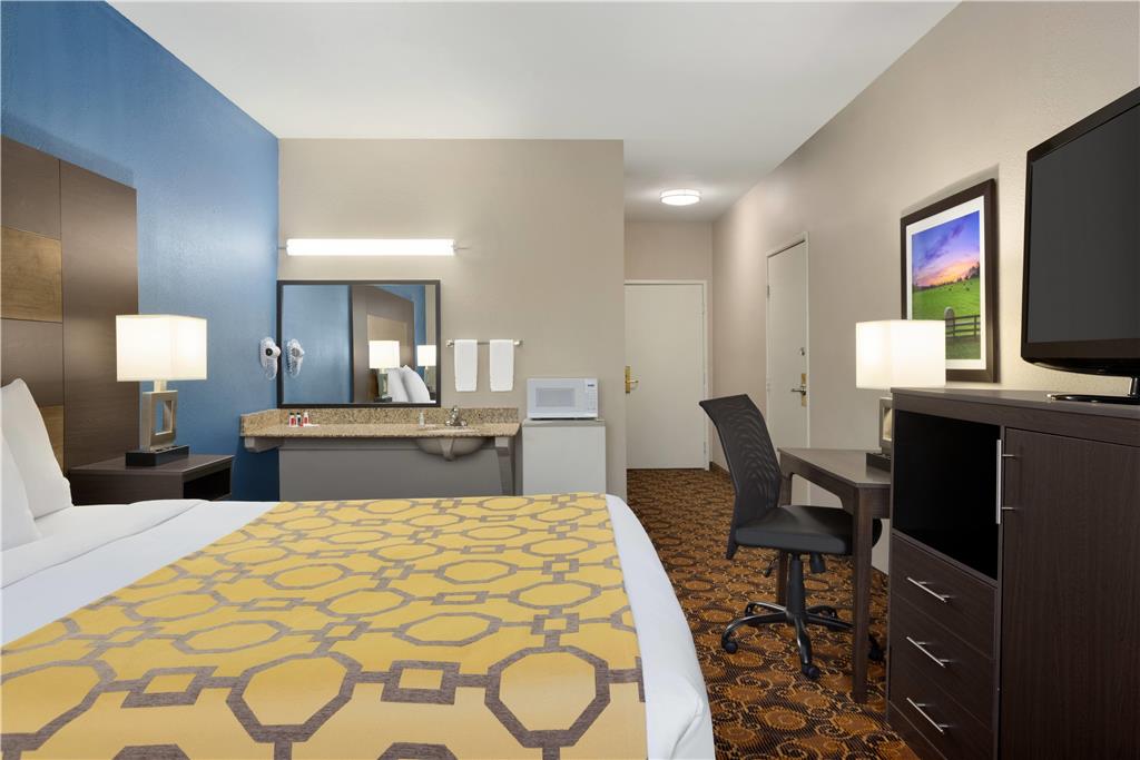 Baymont by Wyndham Winchester - photo 14