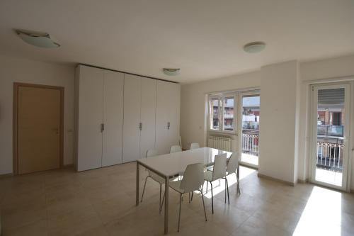 Guesthouse Vassallo Uno — 4-Star Luxury Hotel in Rome, Italy