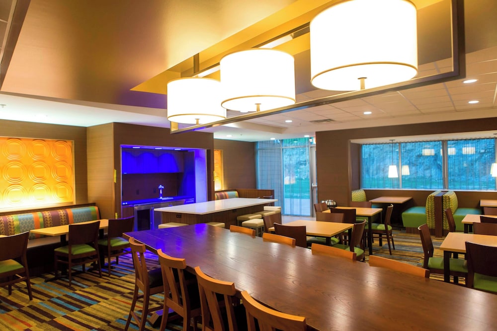 Fairfield Inn & Suites Cambridge - photo 43