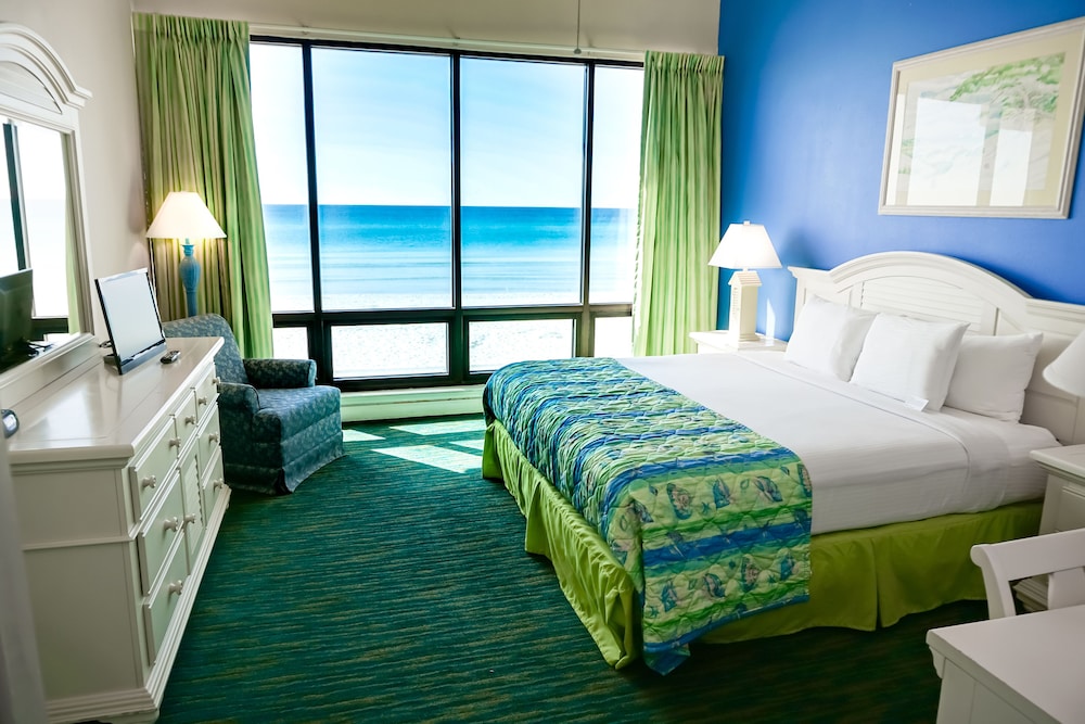 Landmark Holiday Beach - photo 2