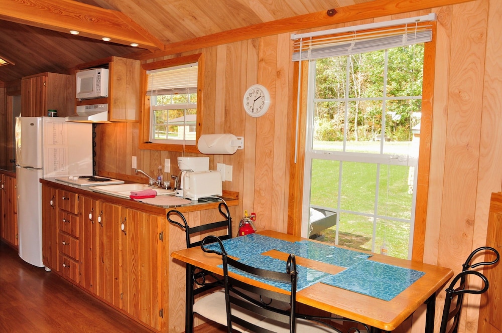 Plymouth Rock Camping Resort Basic Cabin - photo 15
