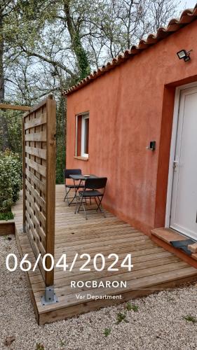 Studio Neuf Rocbaron in Rocbaron, France