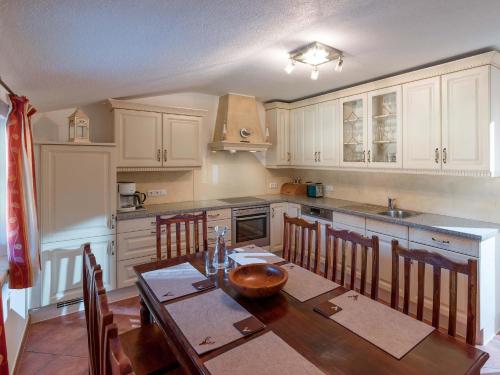 Ferienwohnung Pacher — 4-Star Luxury Hotel in Hopfgarten Im Brixental, Austria
