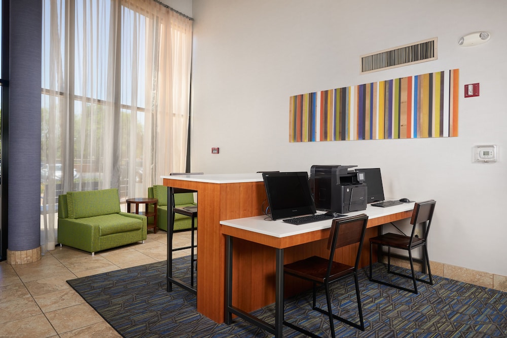 Holiday Inn Express Scottsdale North by IHG - photo 23