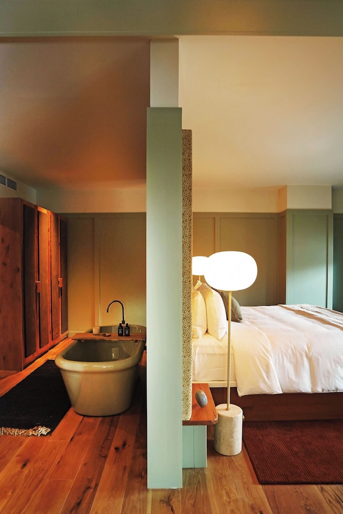 Albert Hotel - photo 3