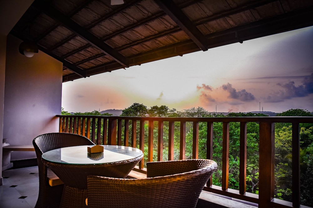 Anamiva Goa AM Hotel Kollection — 4-Star Luxury Hotel in Mormugao, India