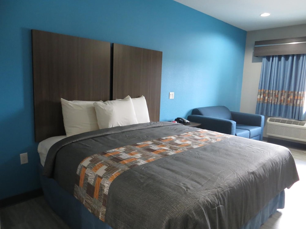 Haven Inn & Suites Willowbrook - photo 20