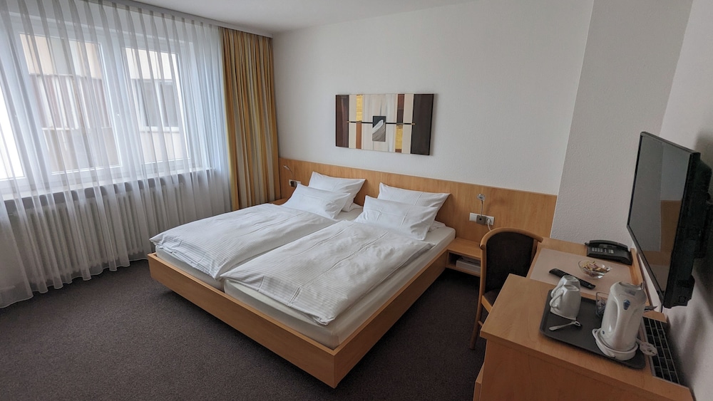 Gästehaus Ziegler — 4-Star Luxury Hotel in Stuttgart, Germany