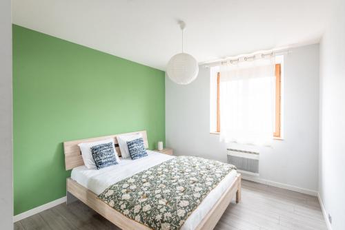 M030 Marquer Agreable T2 Centre Ville in Annemasse, France