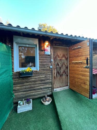 Cabana Del Olivo in La Cabrera, Spain