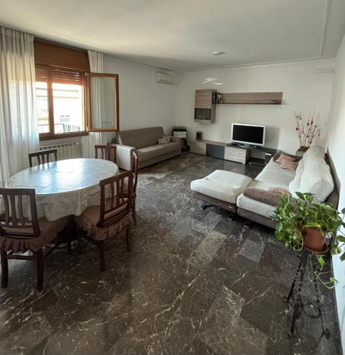 Chez Regina feel at home — 4-Star Luxury Hotel in Mestre, Italy