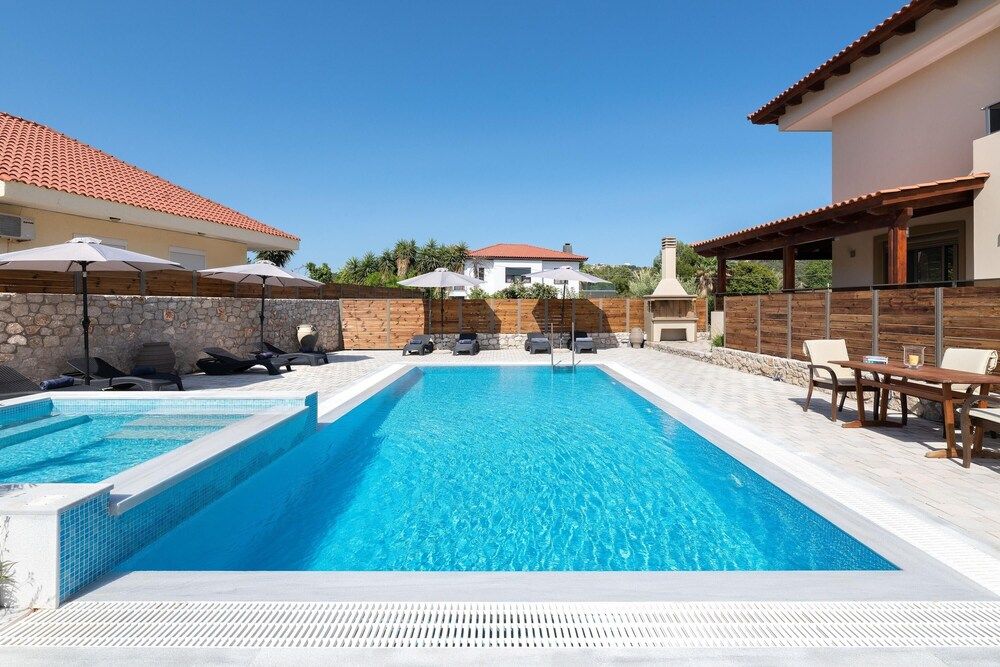 Panthea Luxury Villa — 4-Star Luxury Hotel in Ialysos, Greece