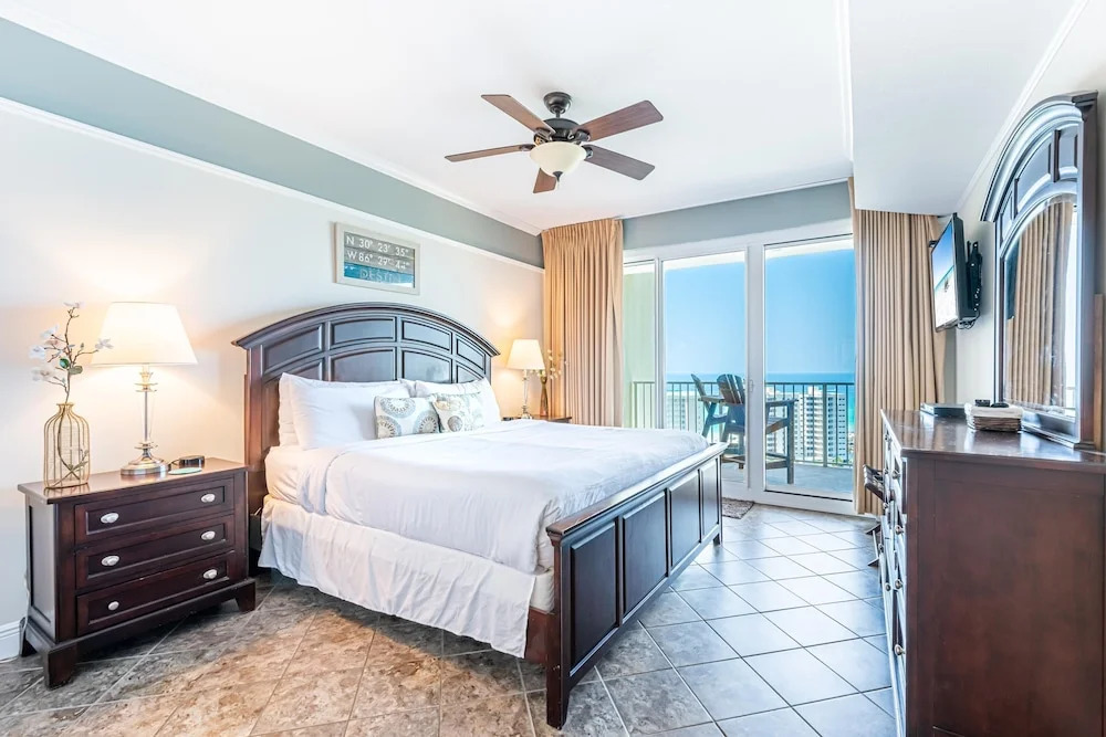 Ariel Dunes II 1803 in Destin, United States