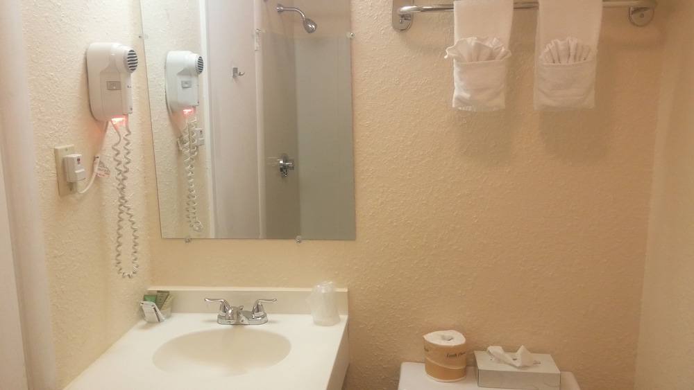 Anchorage Inn of Rochester - photo 24