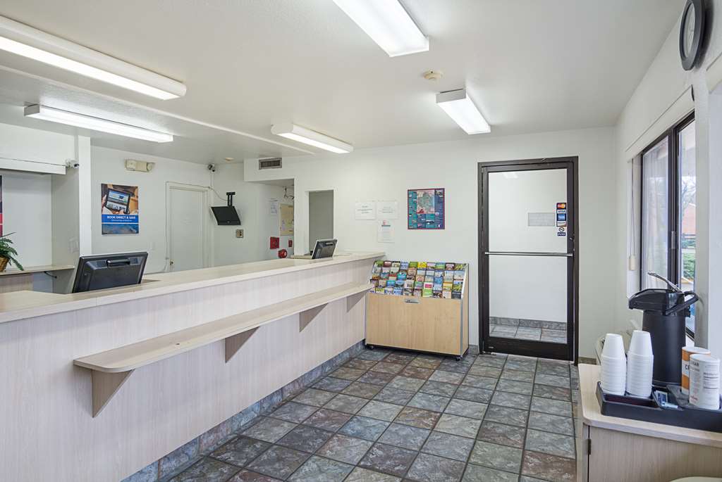 Motel 6 Fredericksburg VA North - photo 23