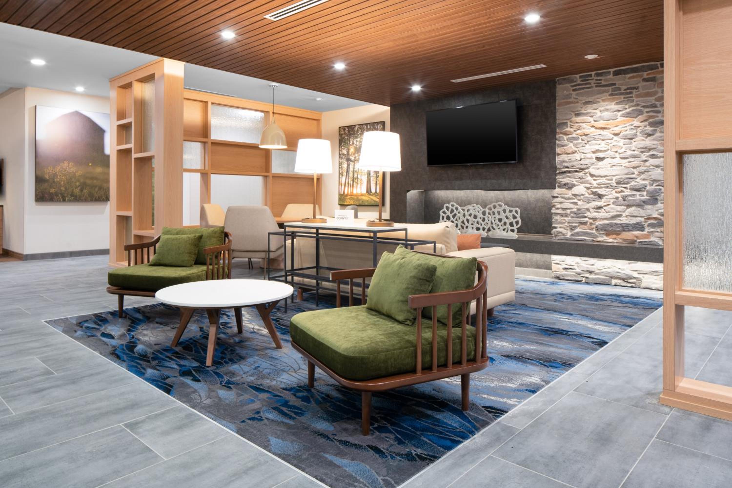 Fairfield Inn & Suites by Marriott Ashtabula - photo 9