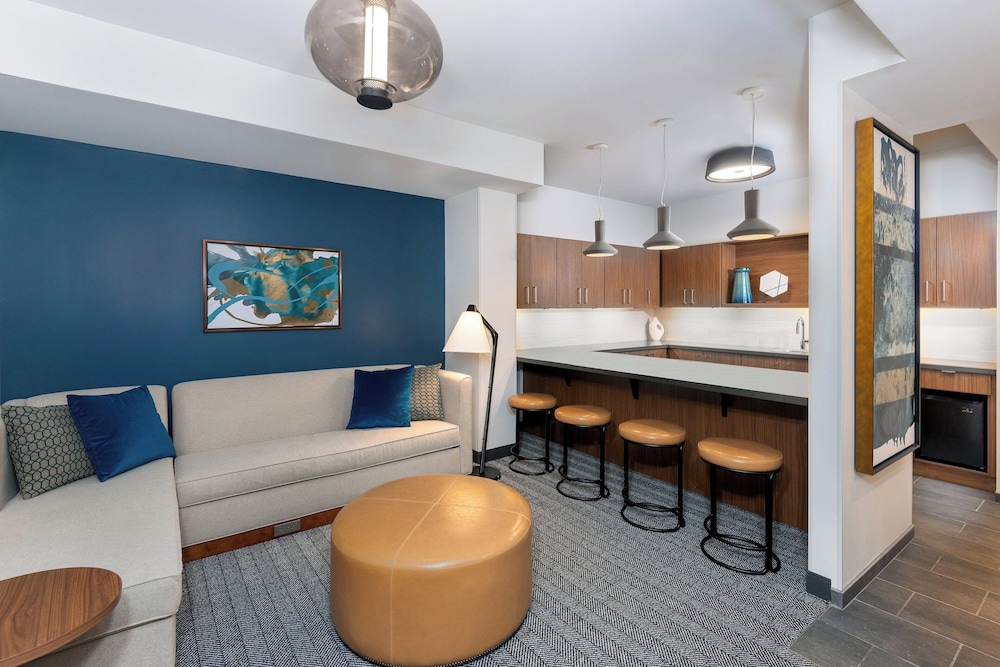 Courtyard by Marriott Atlanta Midtown - photo 6