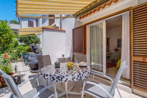 Apartments in Mali Losinj 14834 — 4-Star Luxury Hotel in Mali Losinj, Croatia