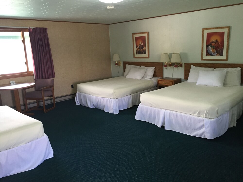 Americas Best Value Dakota Cowboy Inn - photo 24