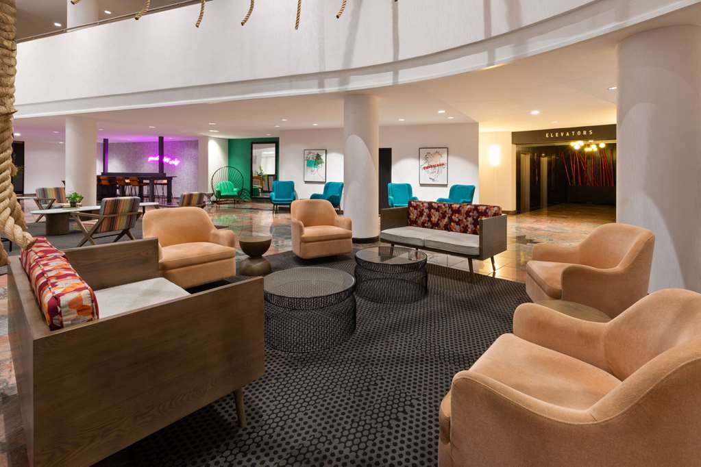 Wyndham Garden Norfolk Downtown - photo 7