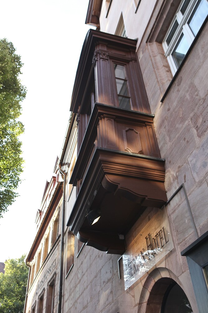 Hotel Hauser — carbon neutral stay, Nuernberg