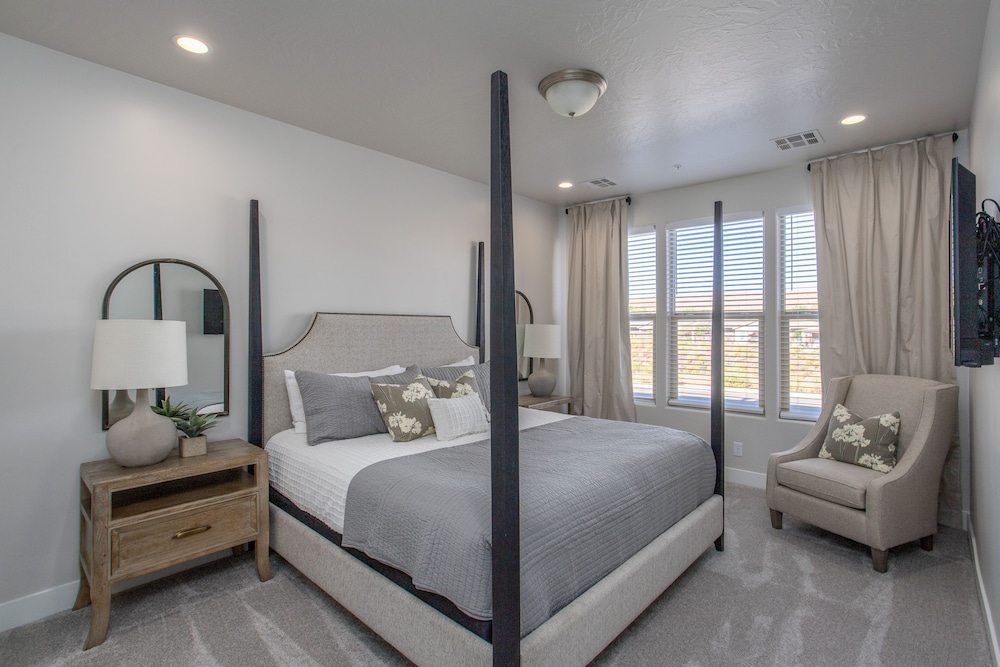 Town Center Resort - photo 52