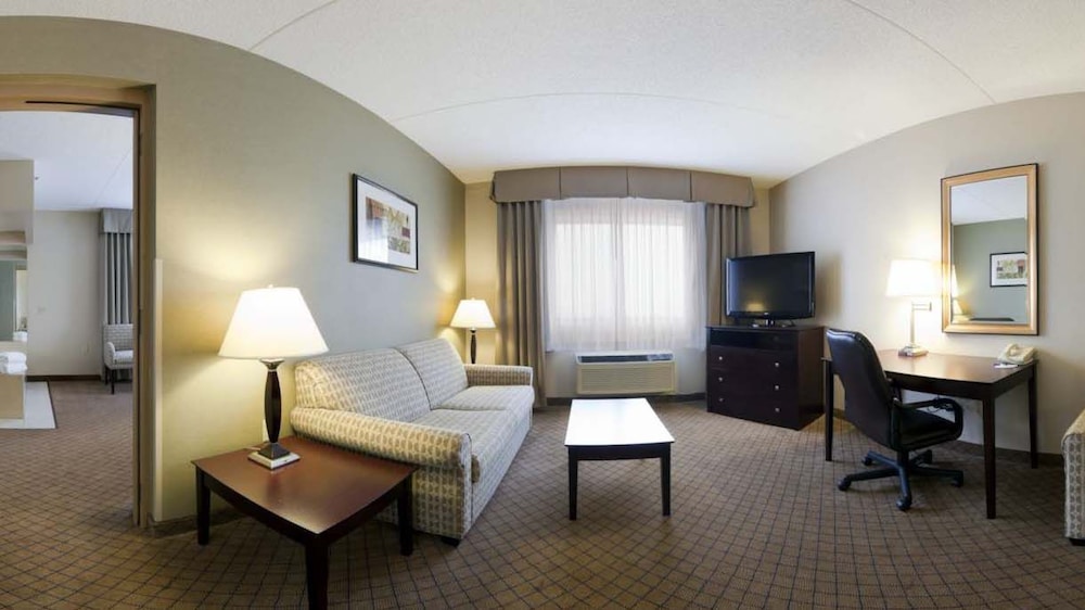 Holiday Inn Express Sault Ste. Marie by IHG - photo 22