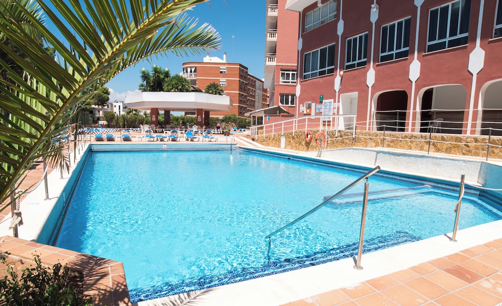 Ona Luna Park — hotel in Llucmajor