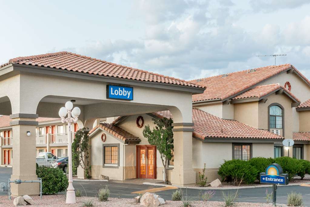 Days Inn by Wyndham Willcox - featured photo