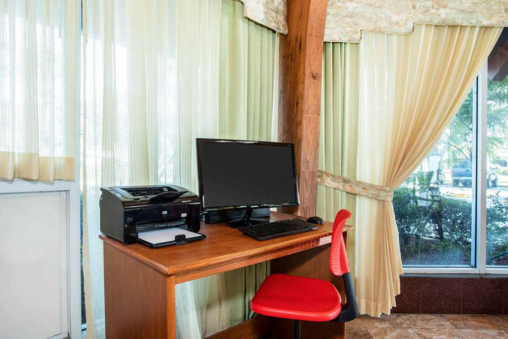 Super 8 by Wyndham North Palm Beach - photo 38