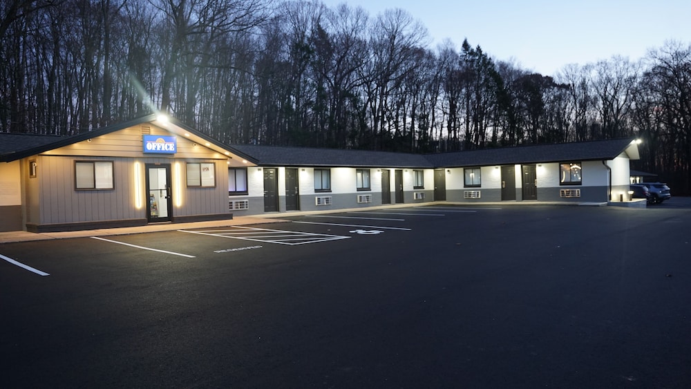 Best Way Inn - last minute hotel in Middlefield