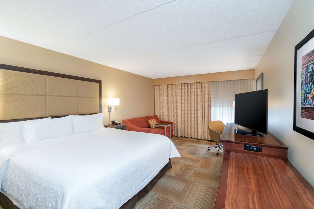 Hampton Inn Lafayette - photo 32