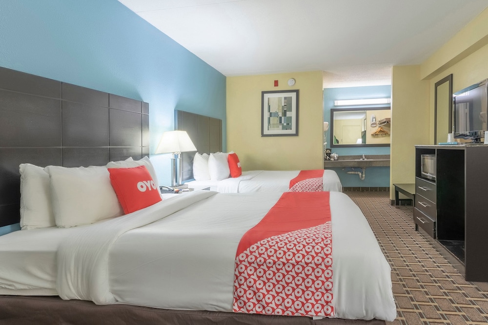 OYO Hotel Knoxville TN Cedar Bluff I 40 - photo 26