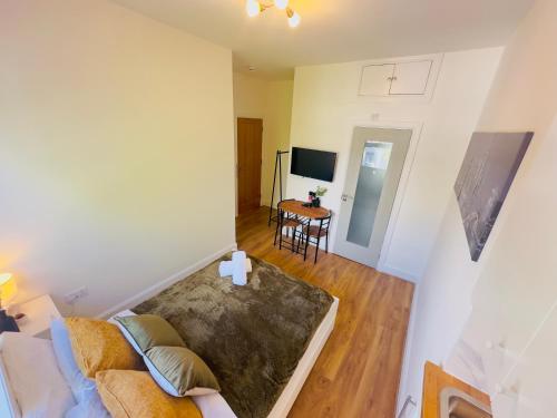 Zee homes W6 — 4-Star Luxury Hotel in London, United Kingdom