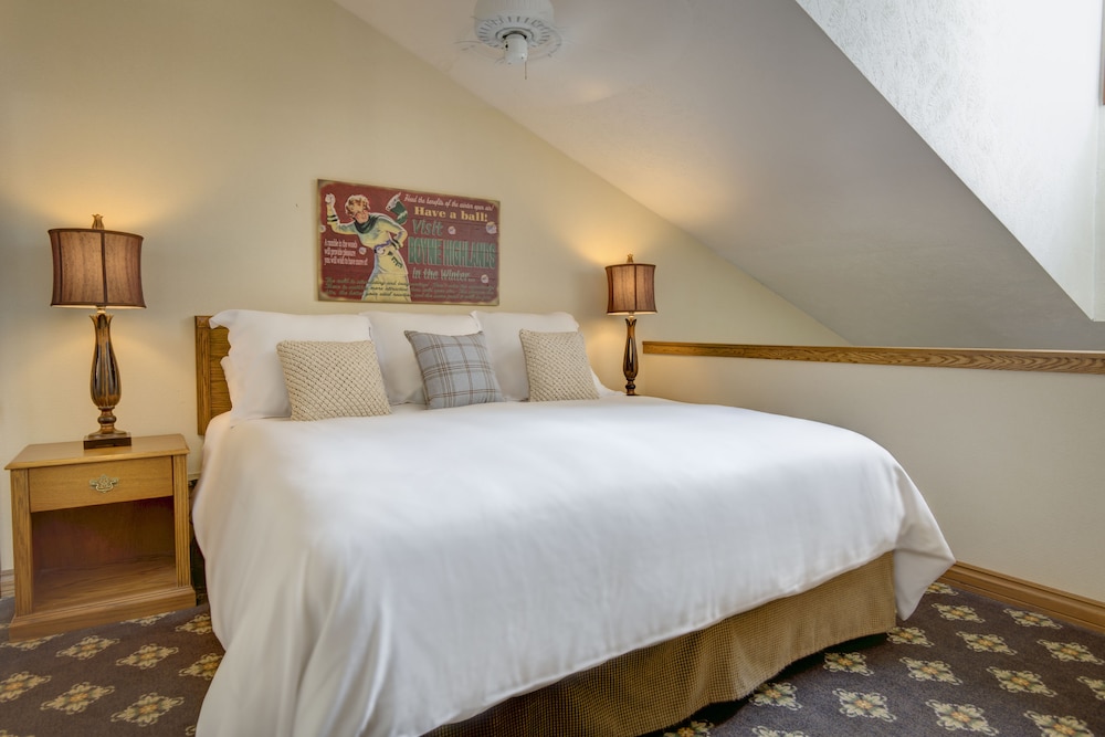 The Highlands at Harbor Springs - photo 29