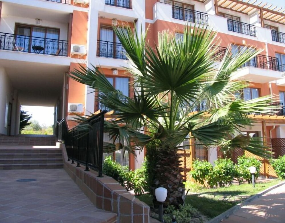 Hotel Paradise Garden in Chernomorets, Bulgaria