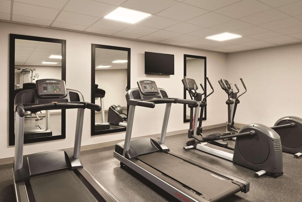 Country Inn & Suites by Radisson Erlanger Cincinnati South - photo 11