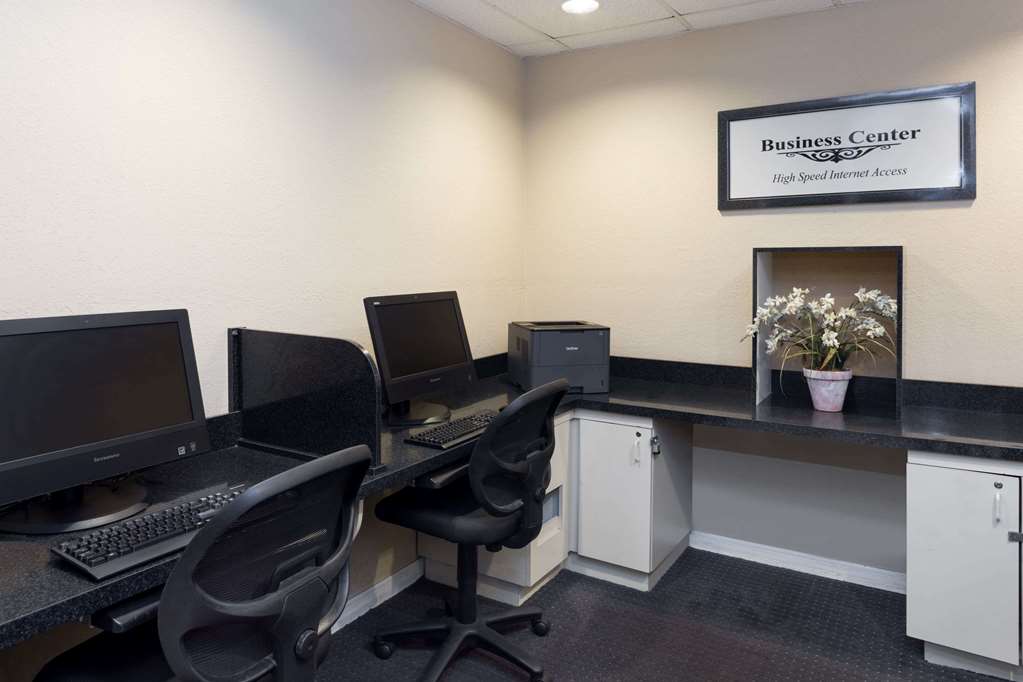 Ramada by Wyndham Kissimmee Gateway - photo 64
