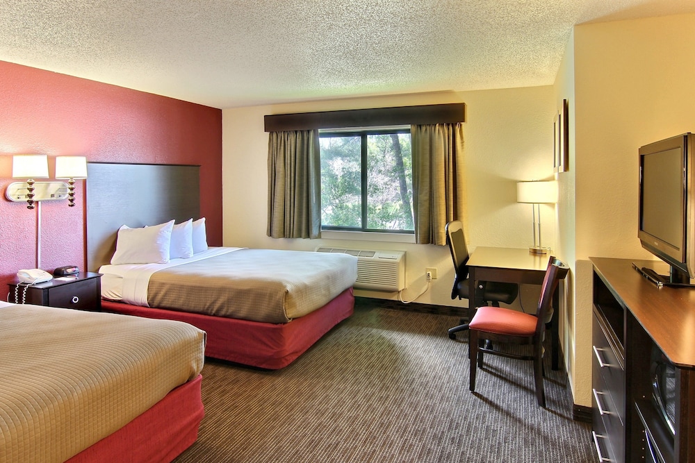 Blossom Hotel & Suites Traverse City - photo 6