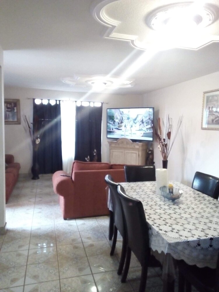 Lily - carbon neutral hotel in Ensenada