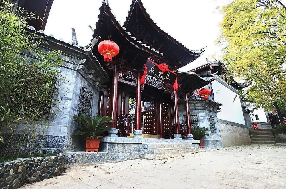 Zhongyuehui Inn — 4-Star Luxury Hotel in Lijiang, People's Republic of China