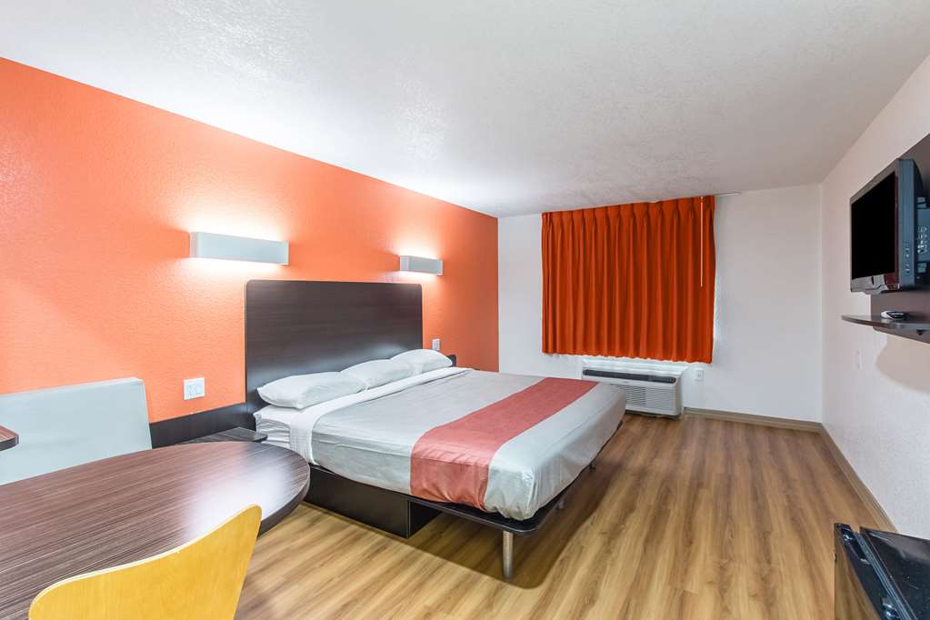 Motel6 Hutchins TX - photo 12