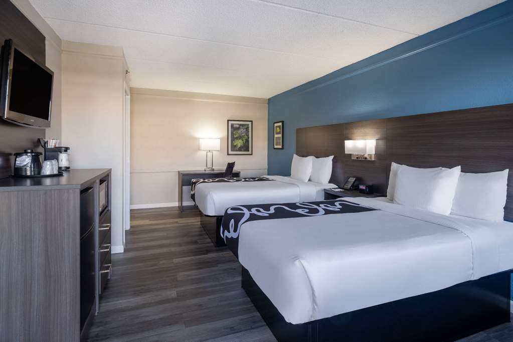 La Quinta Inn by Wyndham Sacramento North - photo 8