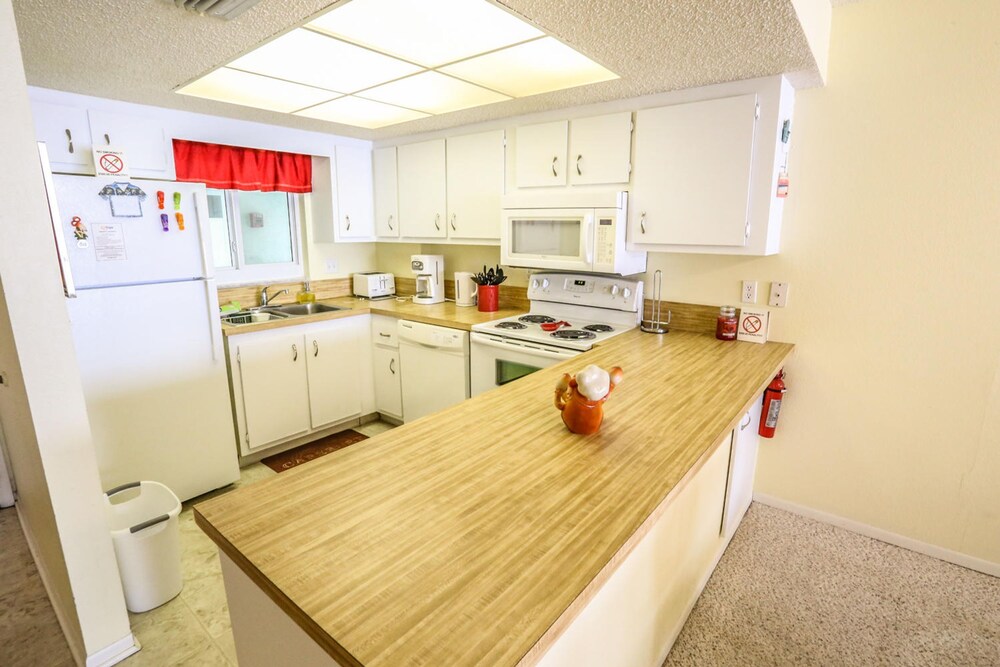 Strandview Tower 203 - photo 10