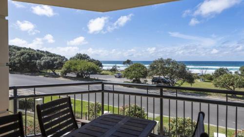 The Sands 19 — carbon neutral stay, Yamba