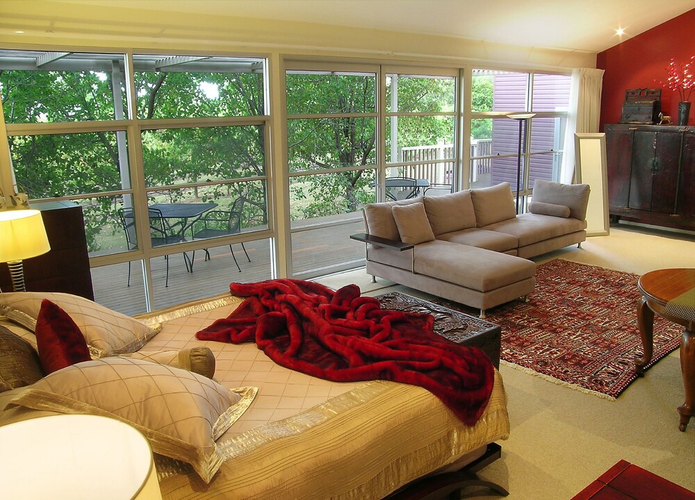 Hunter Valley Cooperage Bed & Breakfast — Cessnock — photo 5