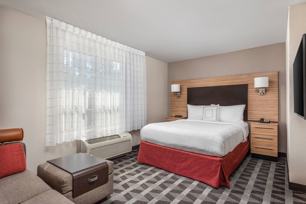 Towneplace Suites Charlotte Arrowood - photo 6