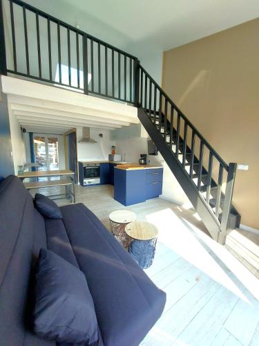 PLAIN PIED avec mezzanine et espace extérieur 10min Puy du F in Les Herbiers, France