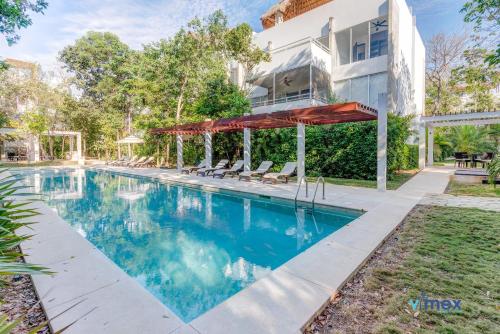 Stay at TAO Pool BBQ Gym Yoga Beach 5min — 4-Star Luxury Hotel in Tulum, Mexico